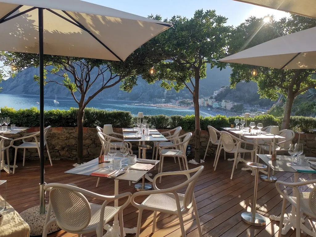 Torre Aurora ristorante a Monterosso Calabro