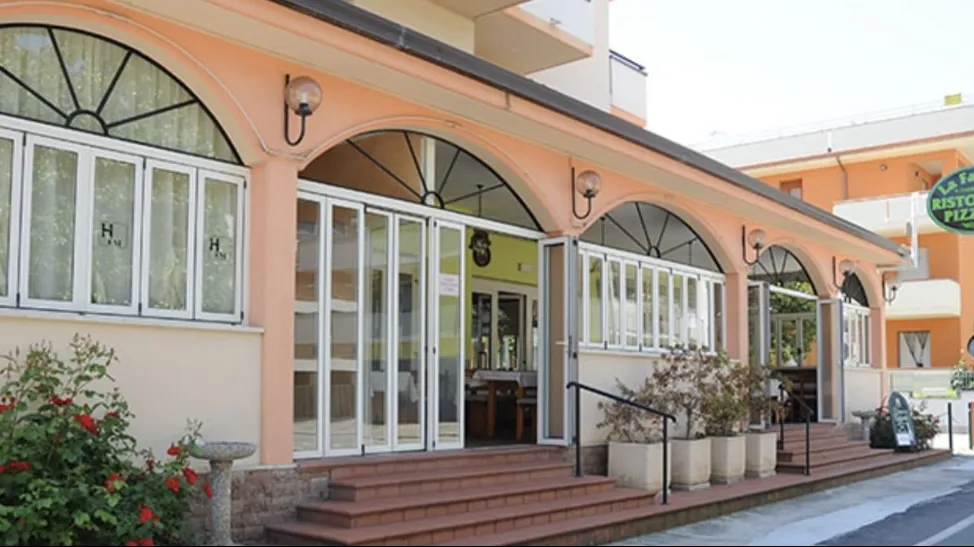 La Fattoria Pizzeria Ristorante_Alba Adriatica_slider_image_3