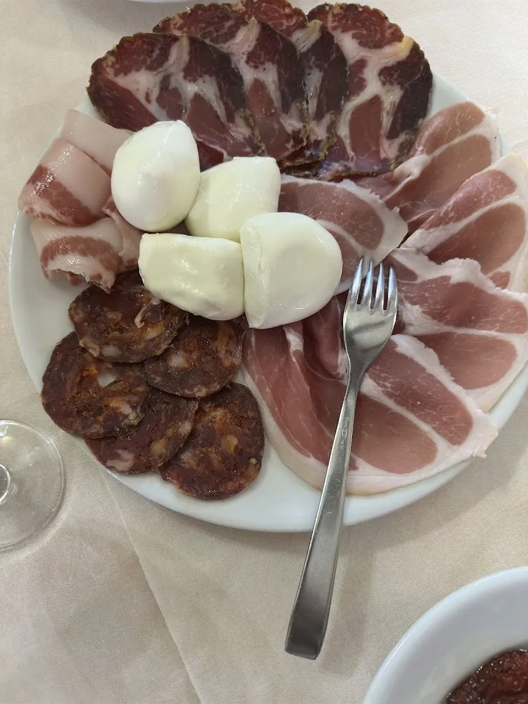 Ristorante Pizzeria Chiarelli_Mormanno_slider_image_3