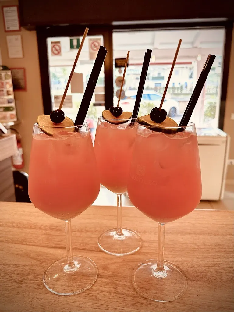 Barfè Coffee & Lounge Bar_Montalto Uffugo_slider_image_3