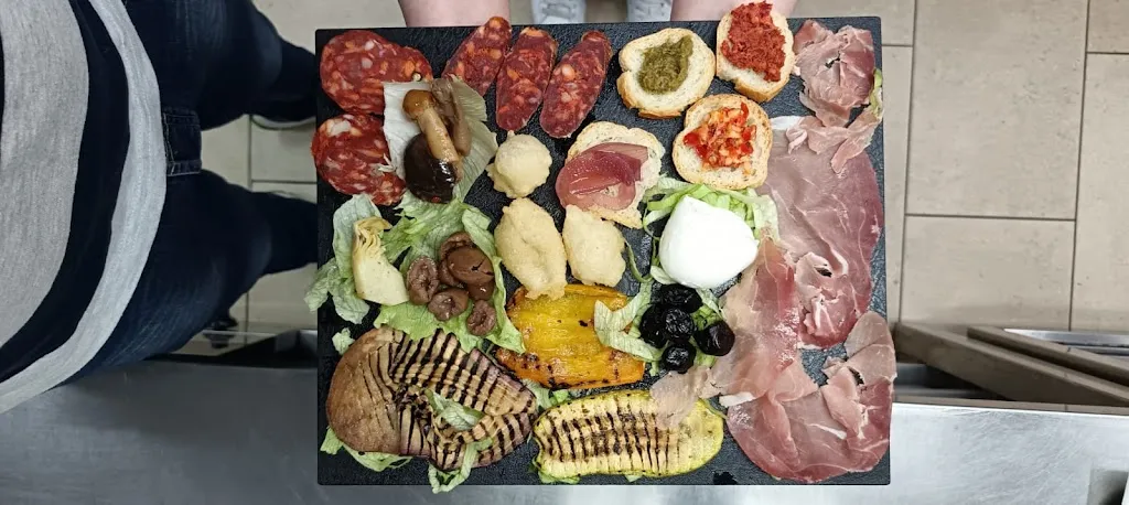 Old Cafè_Montalto Uffugo_slider_image_3