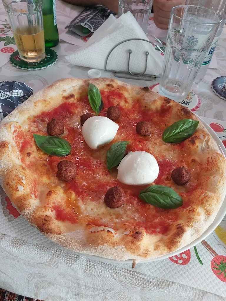 loredana salvo_Pizzeria Pinseria Birreria da Mario_Montalto Uffugo_review