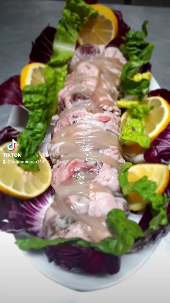 Trattoria "Da Antonio" restaurant in Oriolo