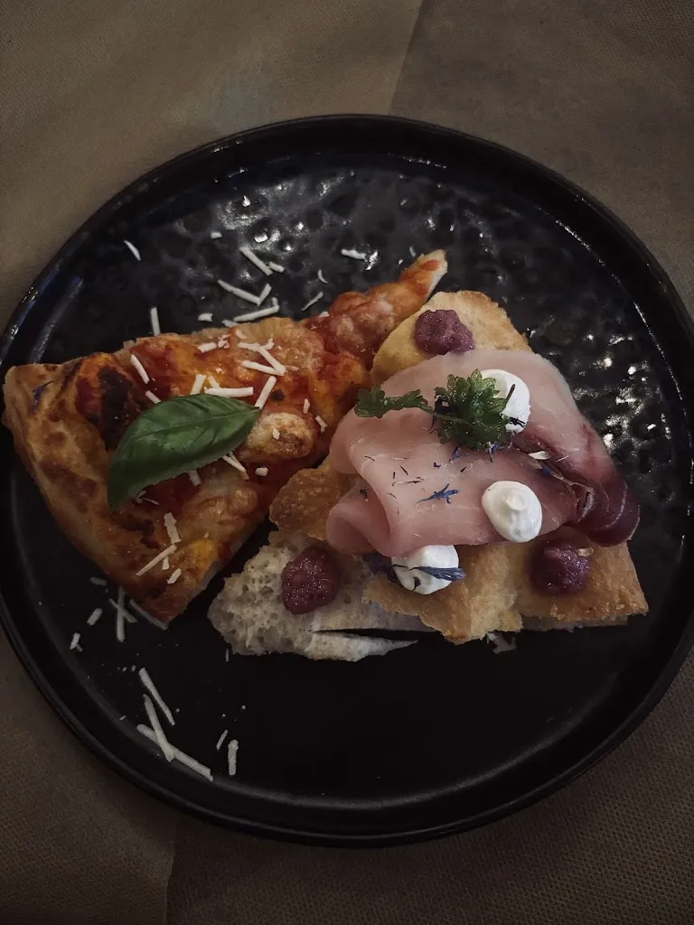 lorenza pastore_La Tavernetta dal 1983_Oriolo_review