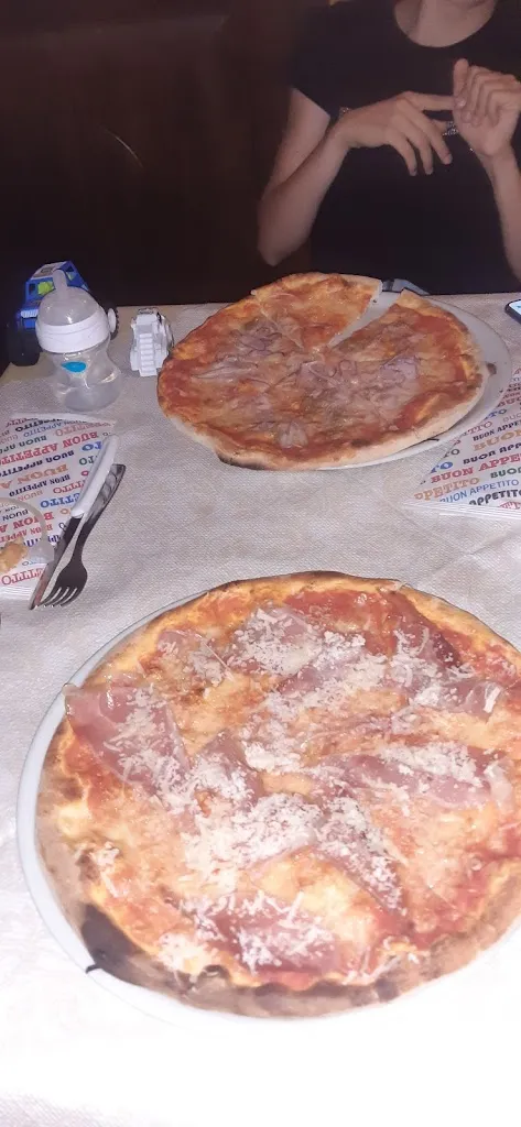 Luca Santoro_Il Gatto Nero_Palermiti_review