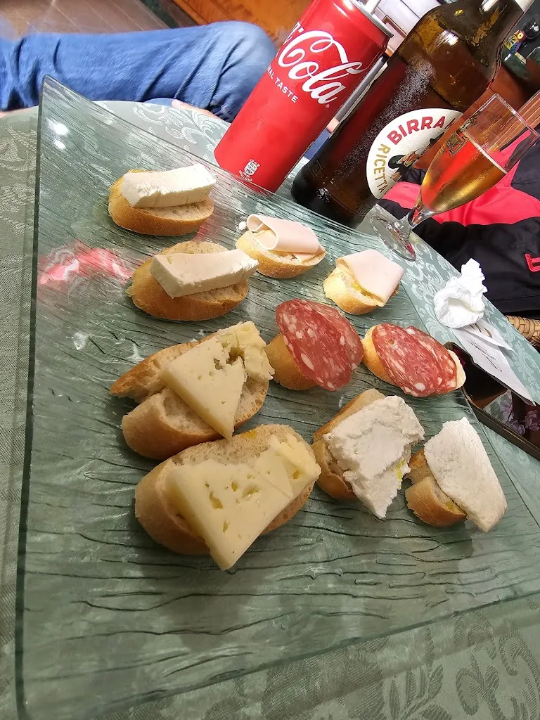 Federica Gelsomini_Bar sotto le mura, via largo Umberto l, n 6, 65020 Cugnoli, Pescara Italy_Cugnoli_recensione