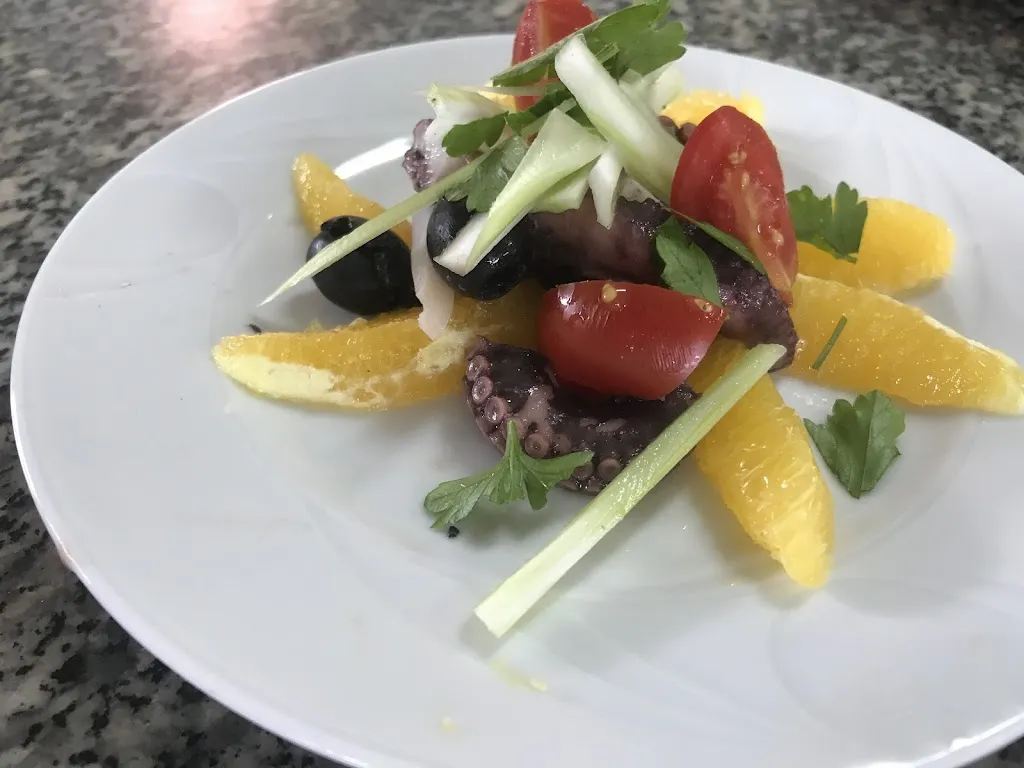 Bar Pizzeria Ristorante La Gamma D'Oro Di Aiello Bruno restaurant in Pagliarelle