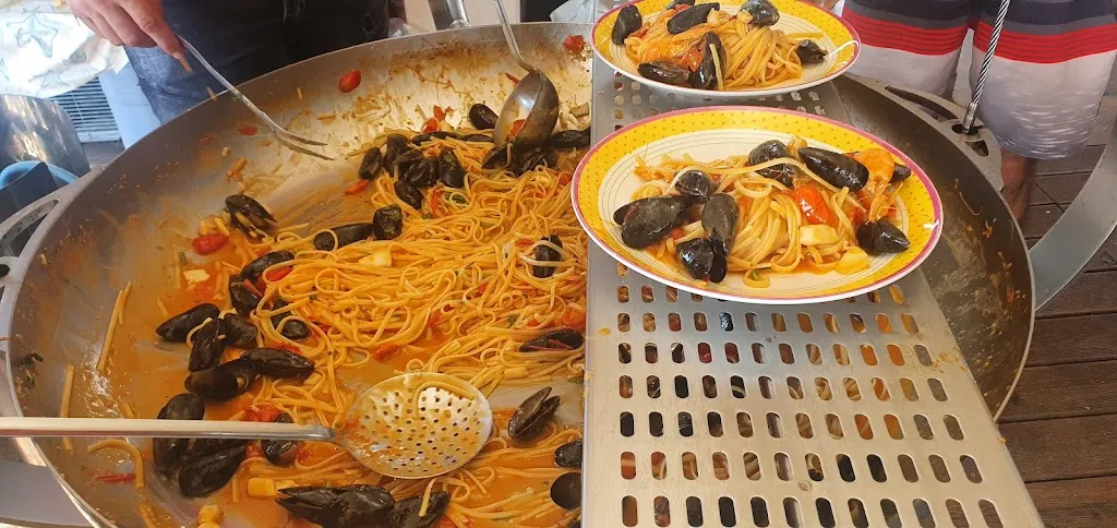 Menu_The Shark_Palizzi Marina_image_6