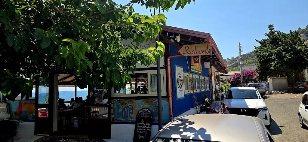 josef zicha_Ultima Spiaggia Ristorante Pub_Palizzi Marina_review