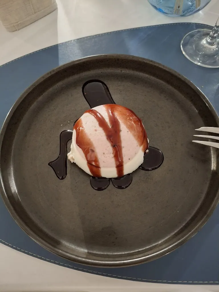 Antonino Romeo_La Vela — Restaurant & Banqueting_Palizzi Marina_review