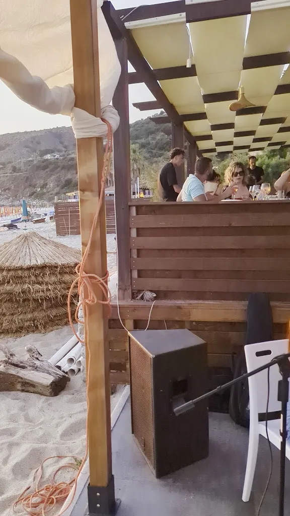 Coco Bay Restaurant_Nicotera_slider_image_2