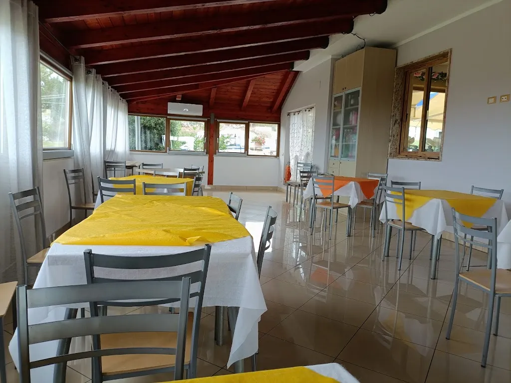 Lo Stuzzichino Tavola Calda_Nicotera_slider_image_1