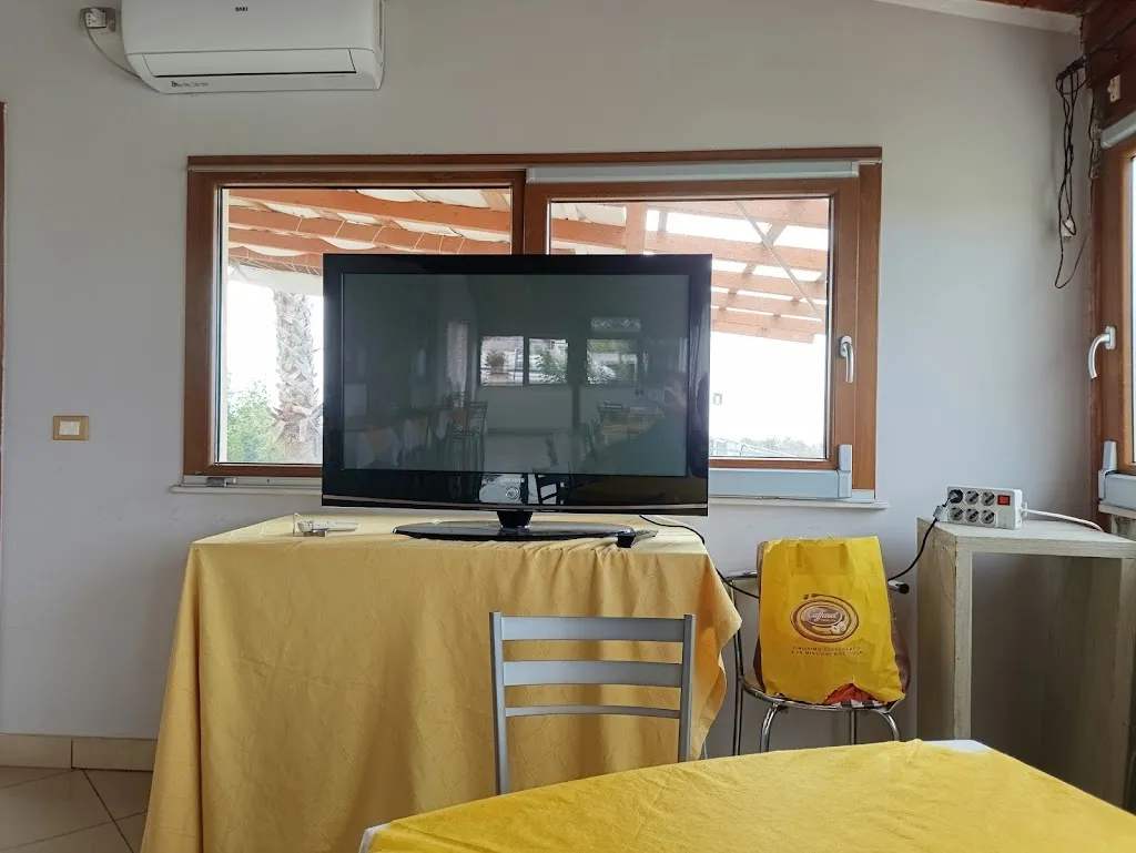 Lo Stuzzichino Tavola Calda_Nicotera_slider_image_3