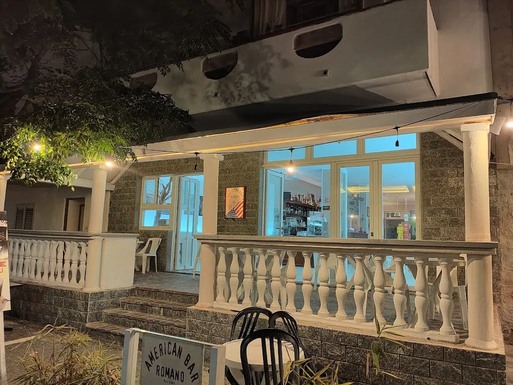 American Bar Di Giulio Romano_Nicotera_slider_image_2