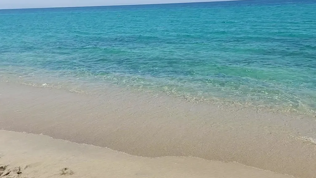 Sergio Oliva_Lido Acquaviva_Nicotera_review