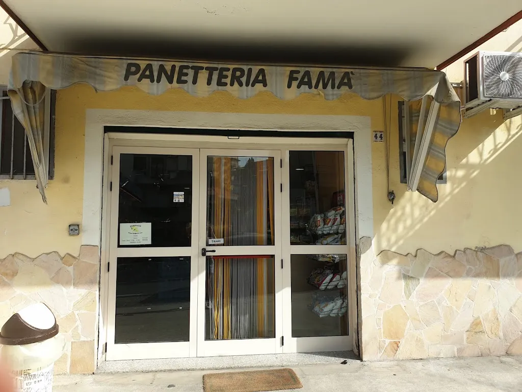 Panetteria Fama’ restaurant in Nicotera