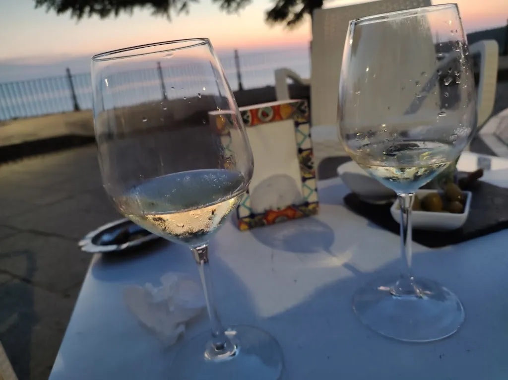 Menu_Fragole Amare Lounge_Nicotera_image_4