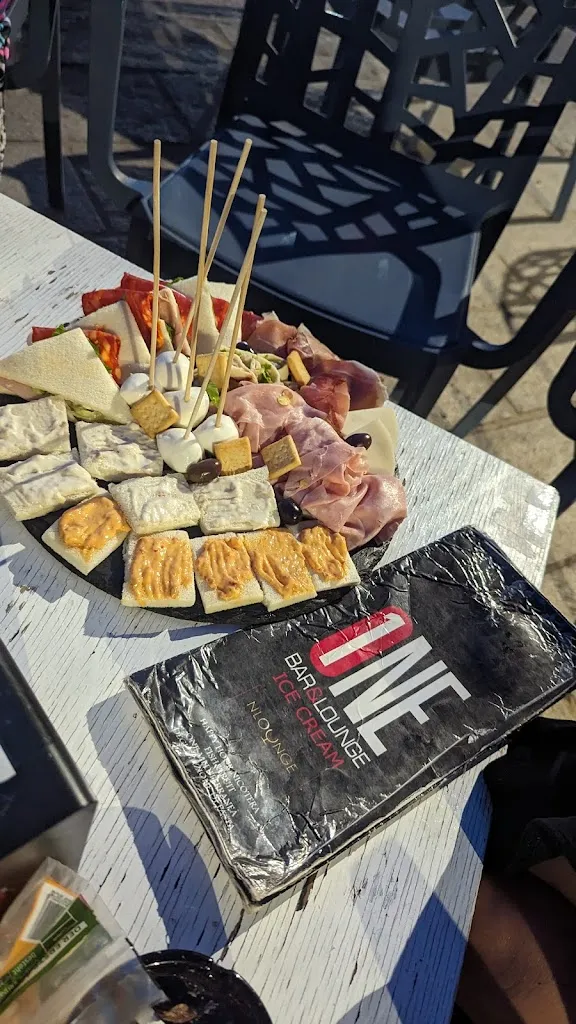 Menu_One 15.9_Nicotera_image_2