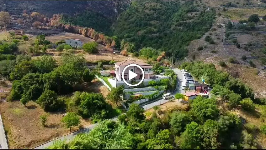 Miralonga Home-restaurant_Papasidero_slider_image_2