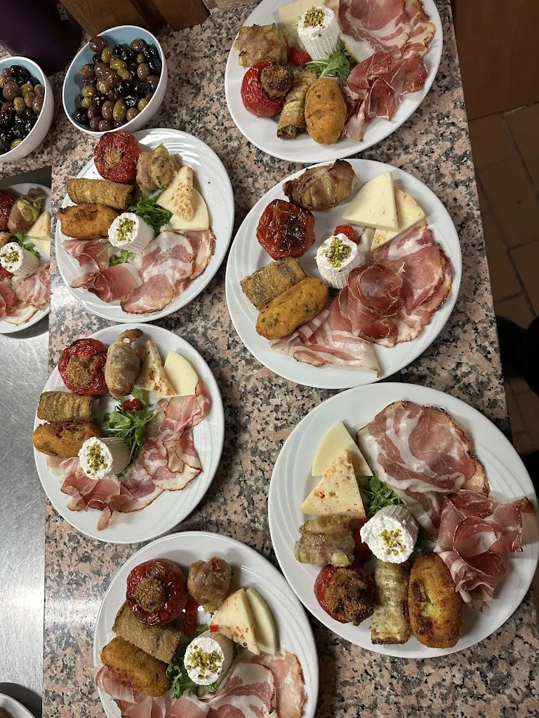 Menu_Trattoria e Macelleria Lombardo Marianna_Pavigliana_image_5