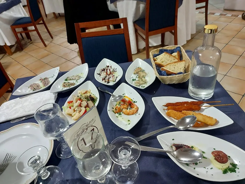 Francesco Felizia_La Favola Antica_Petilia Policastro_review