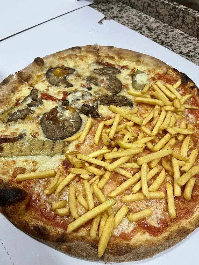 Menu_Strapizzami by Lori_Petronà_image_8