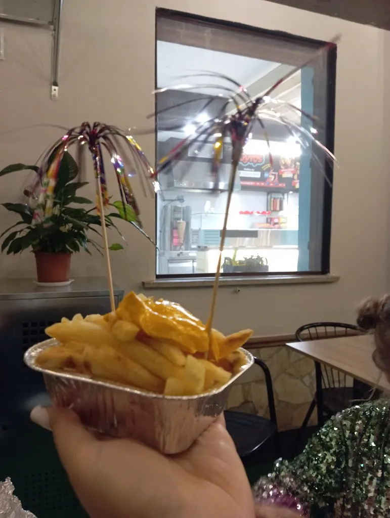 antonietta greco_GYROS_Petronà_review