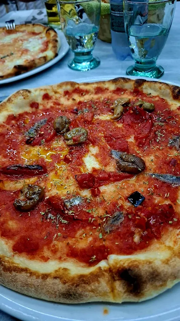 Ristorante Pizzeria La Caravella_Pietrapaola_slider_image_3