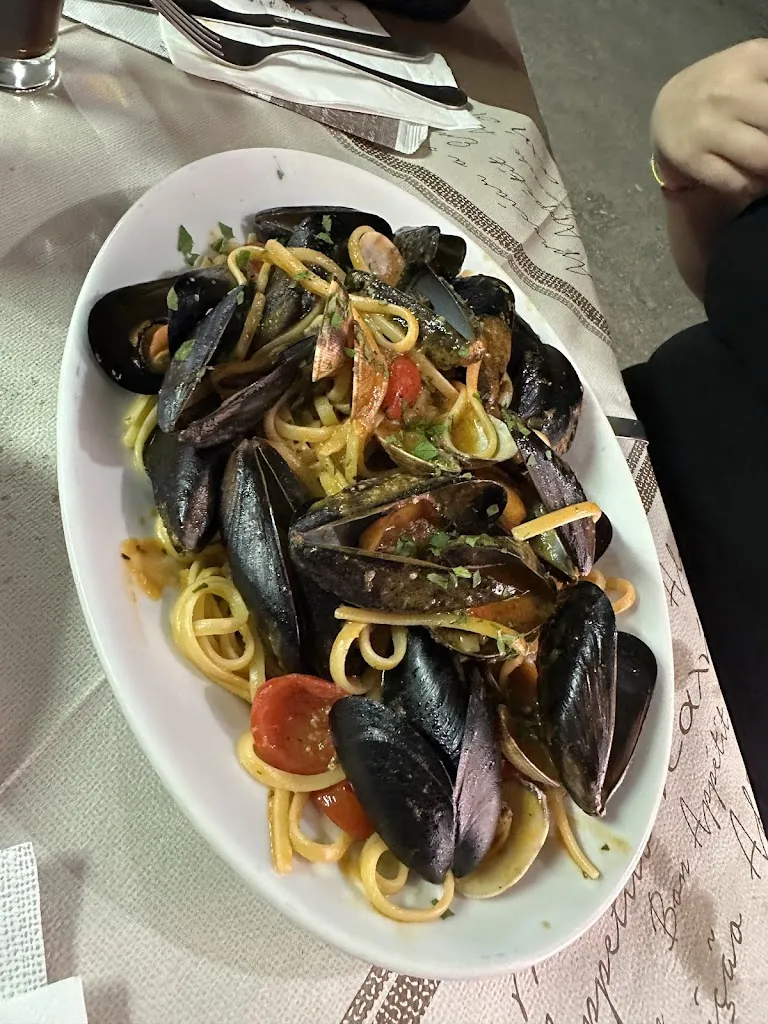 Mario Tallarico_Ristorante pizzeria 106 da Mario_Pietrapaola_review