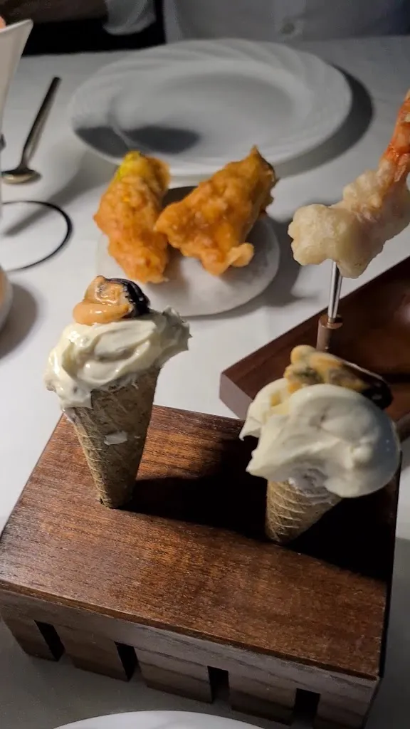 ME Restaurant_Pizzoni_slider_image_2