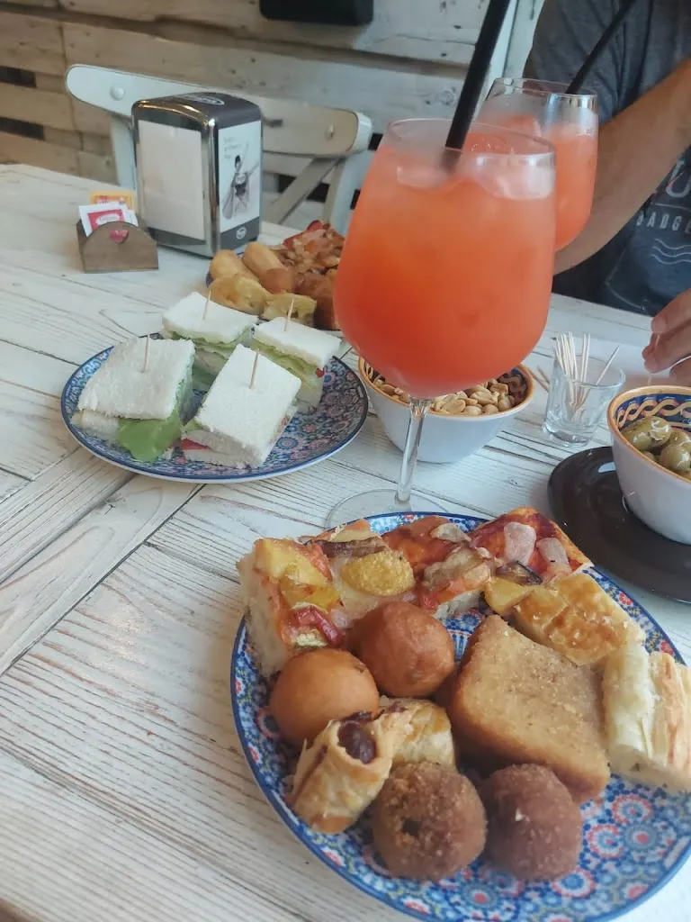 Alberto De Benedictis_Caffé Bistrot_Palmi_review