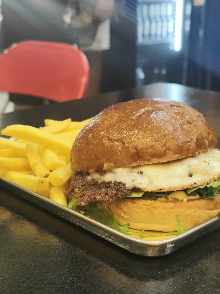 Pietro Bertoch_BurgOrion_Palmi_review