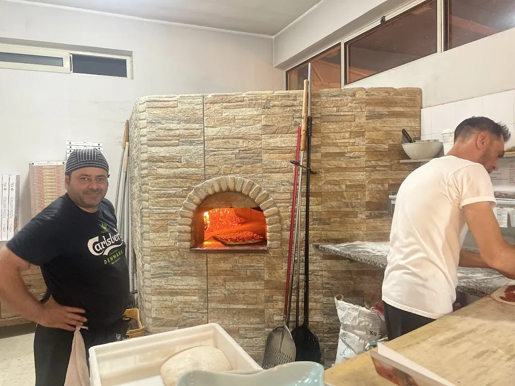 Ilan Kasan_Radici restaurant&pizza_Palmi_review