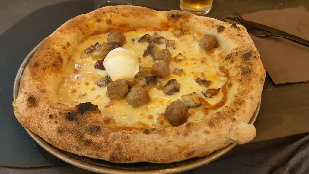 Pizzeria fondacaro_Palmi_slider_image_2