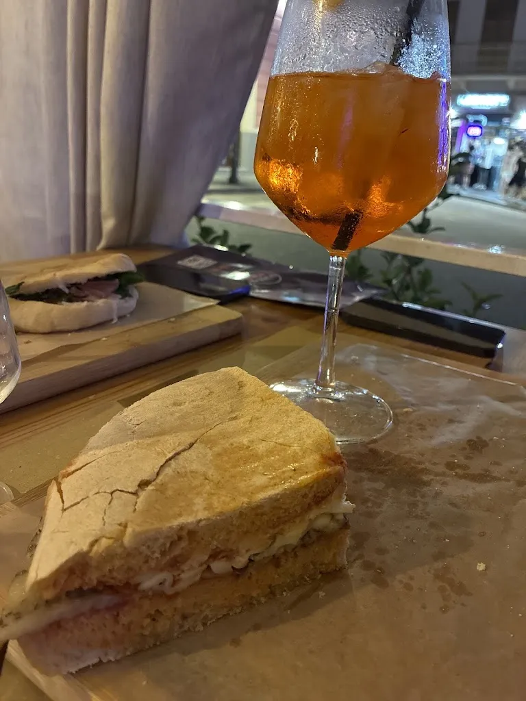 Carmelo Ventra_Pitta Ai Lov Iu_Palmi_review