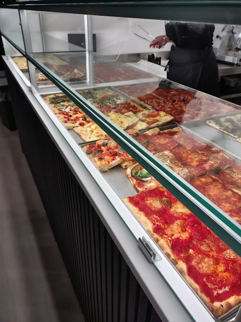 La pizzeri' di D'Ovidio Sara_Cupello_slider_image_1