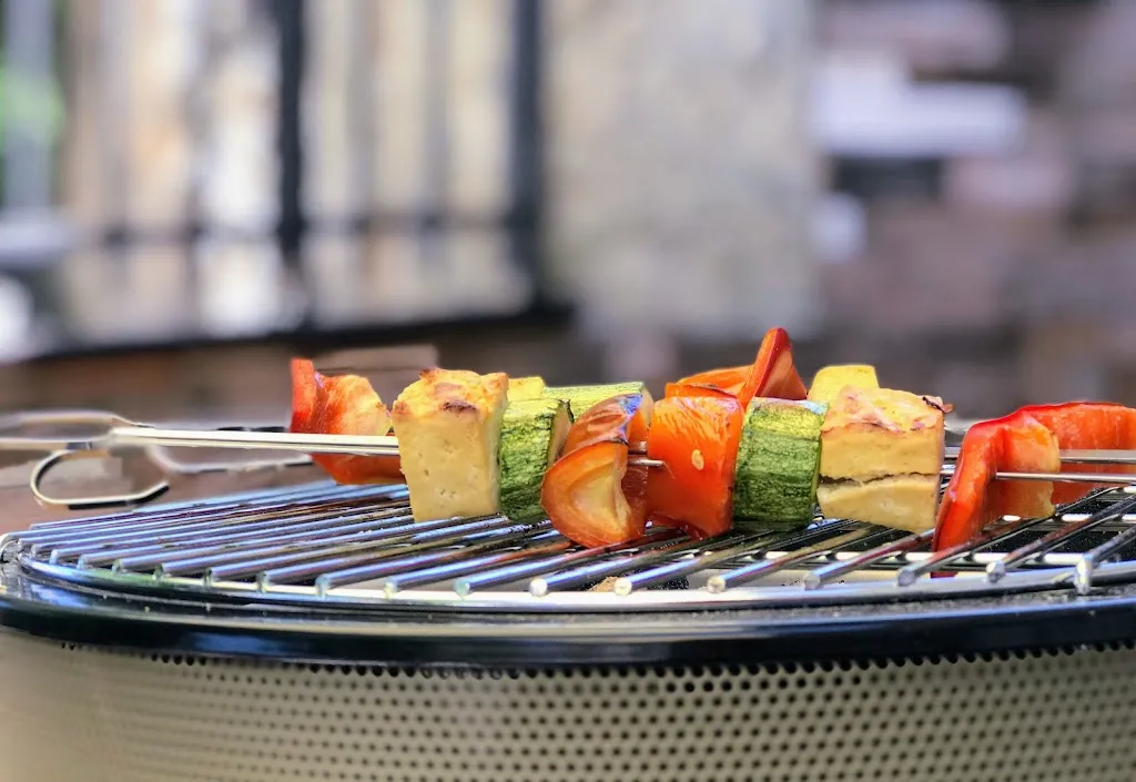 MOM Cucina Vegetale Creativa_Fano Adriano_slider_image_3