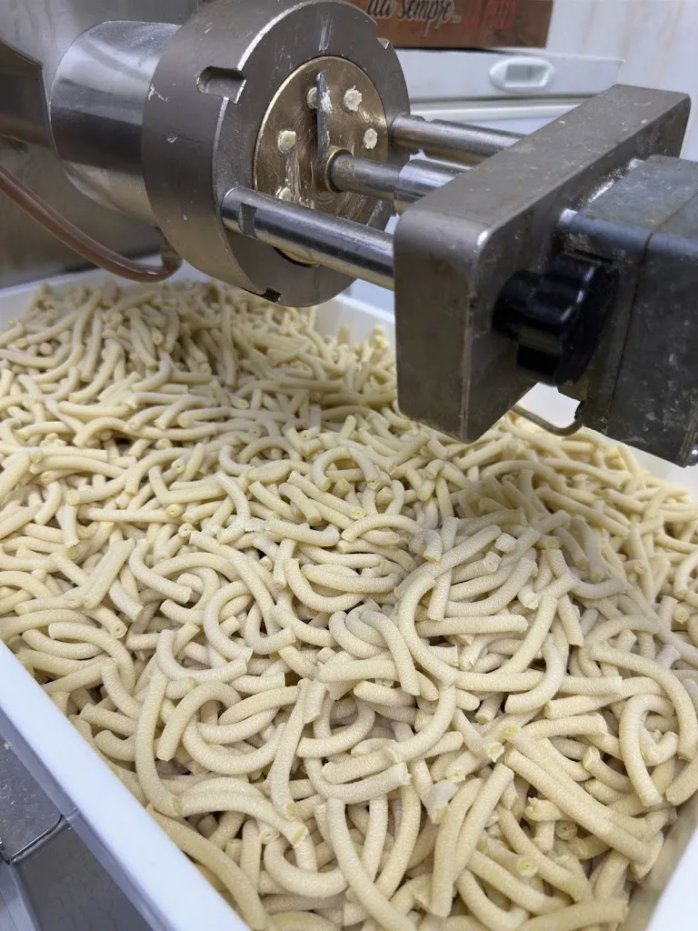 L'arte della pasta di Viola Antonio_Palmi_slider_image_3