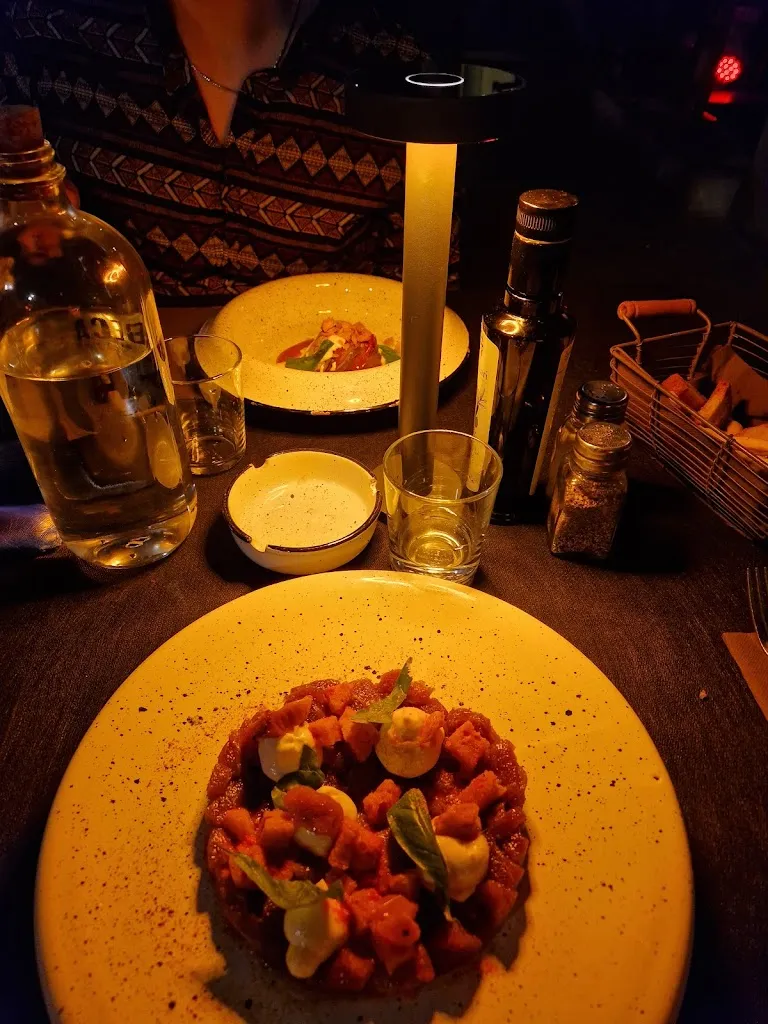 Alessia Caparrotti_Tribeca_Provincia di Vibo-Valentia_review