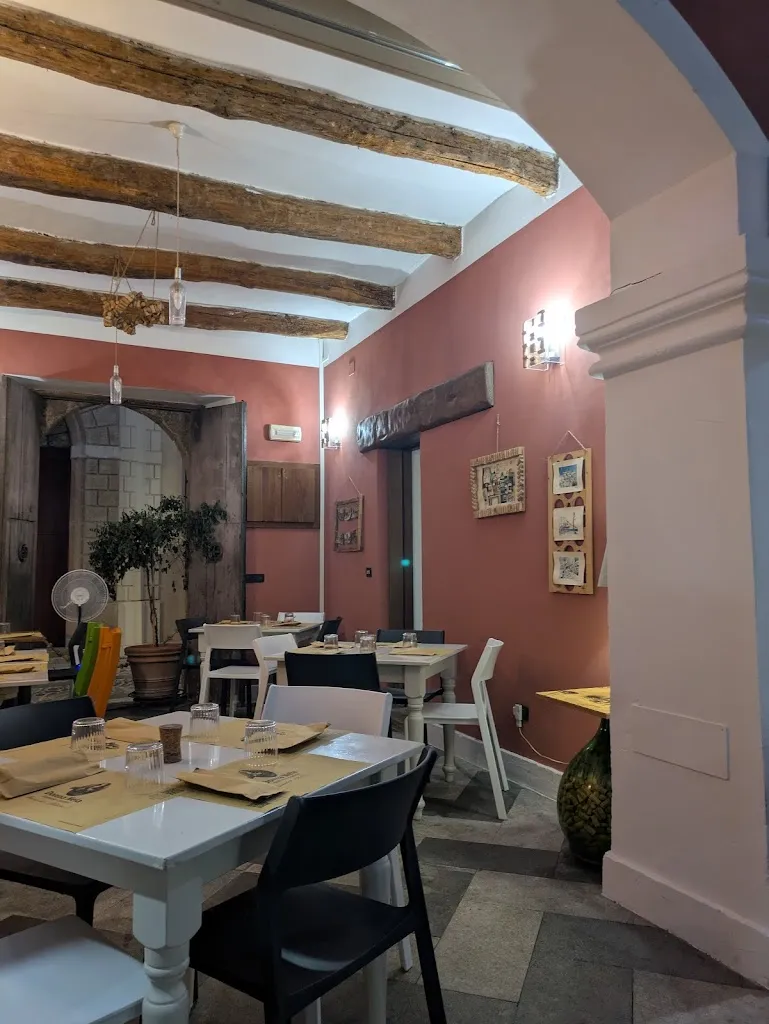 Ristorante - Enoteca Donna Nela_Polistena_slider_image_3