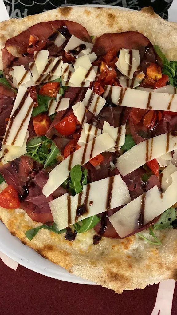 Giada_L'Angoloso_Polistena_review