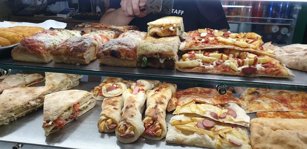 Pizzeria La Bussola restaurant in Polistena