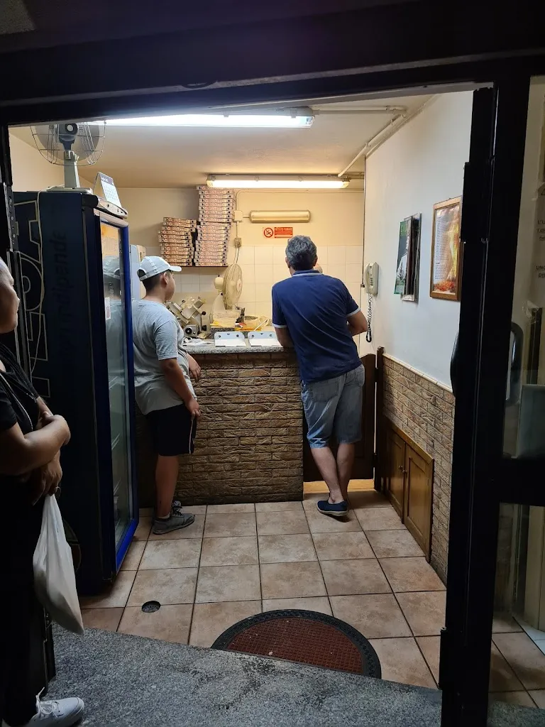 Pizza Mania da Michele restaurant in Polistena