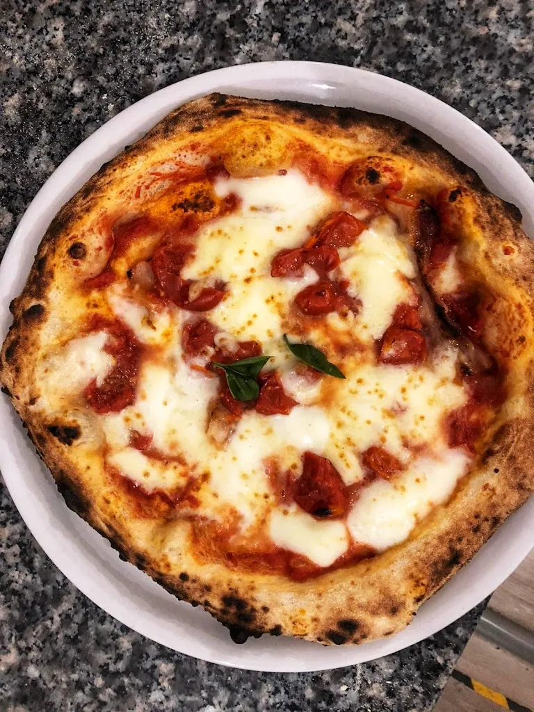 Evoli Pizzeria Lounge bar_Polistena_slider_image_2