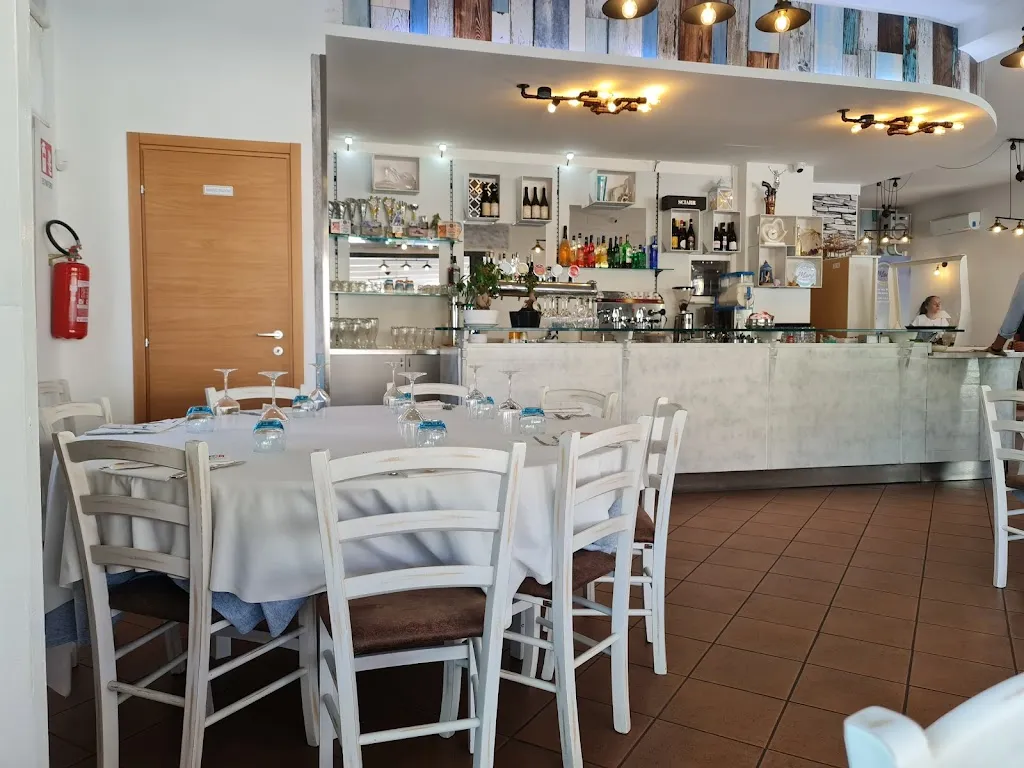 Un Passo Dal Mare - Ristorante Osteria Elice restaurant in Elice