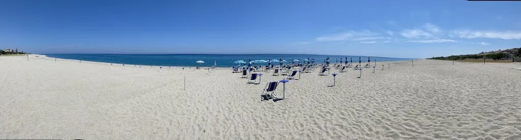 Fabrizio Morelli_Lido Al Mare_Riace Marina_review