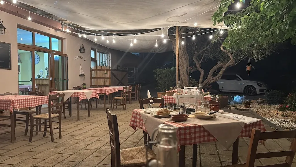 Trattoria Ticciabbaca_Praia a Mare_slider_image_1