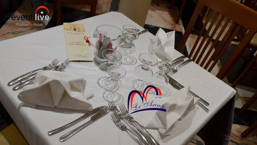 Ristorante Pizzeria Le Arcate_Praia a Mare_slider_image_3