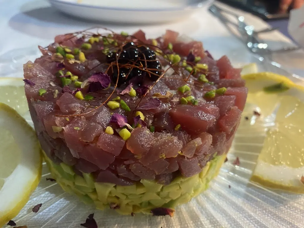 Andrew Hood_Taverna Antica_Praia a Mare_review