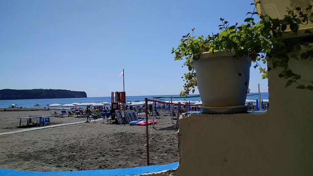 Rolf Marti_Lido Nautilus_Praia a Mare_review